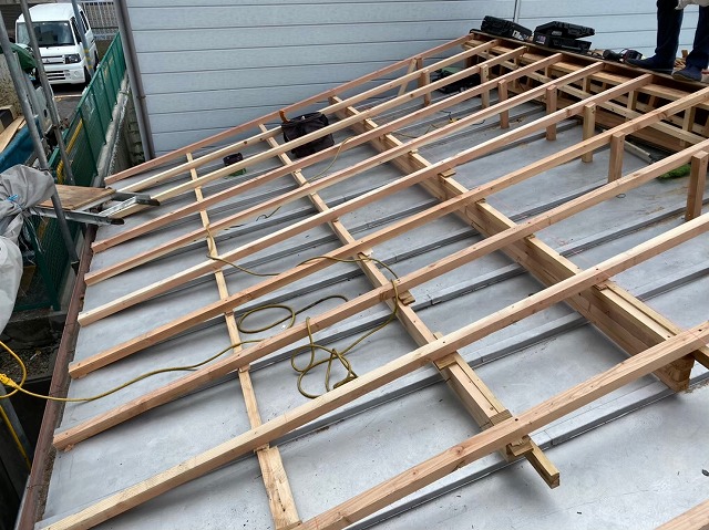 葺き替え工事かさ上げ